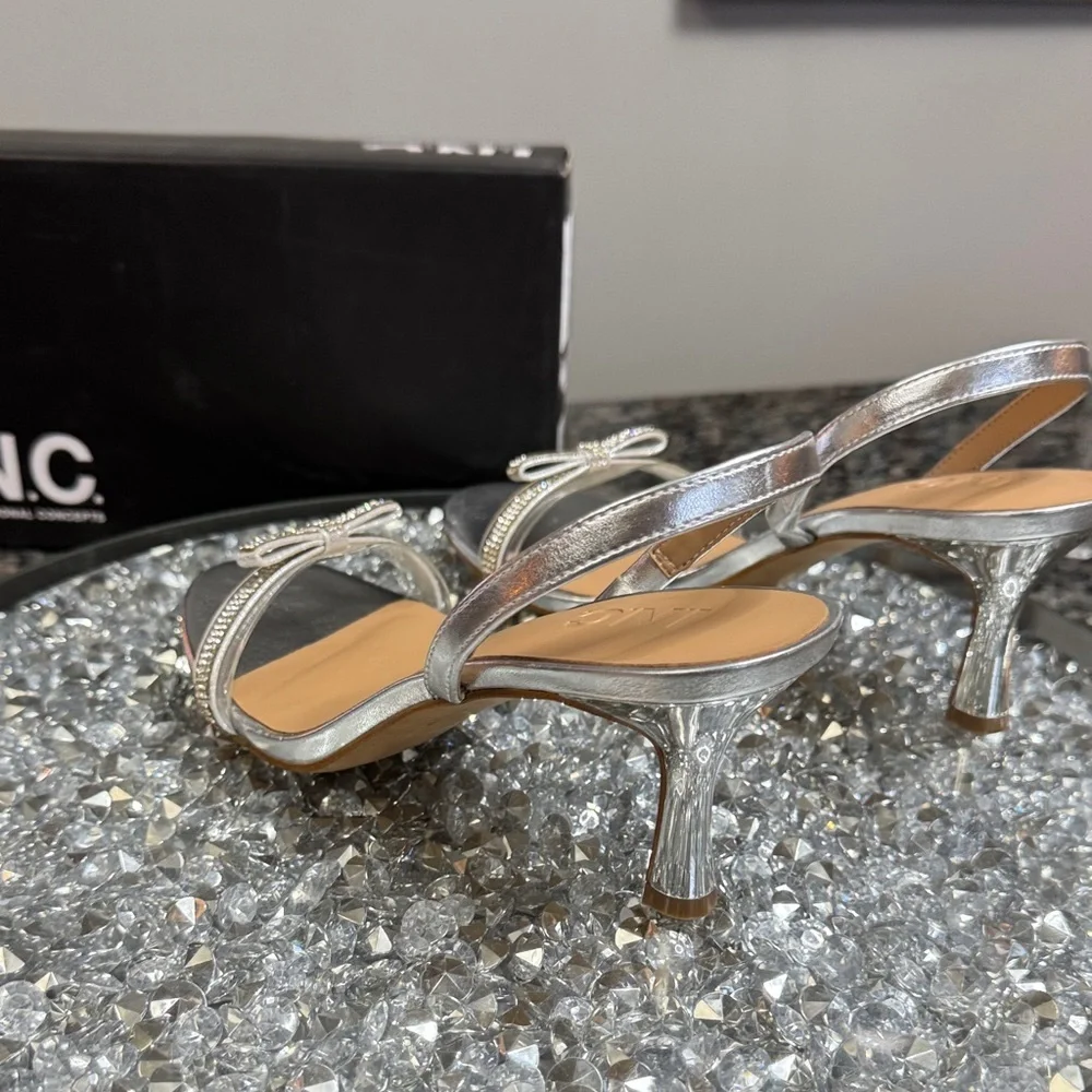 INC International Concepts Shimmering metallic Silver kitten Heels NEW 7.5